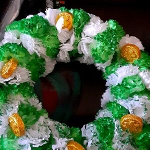 St. Patrick's day flower wreath